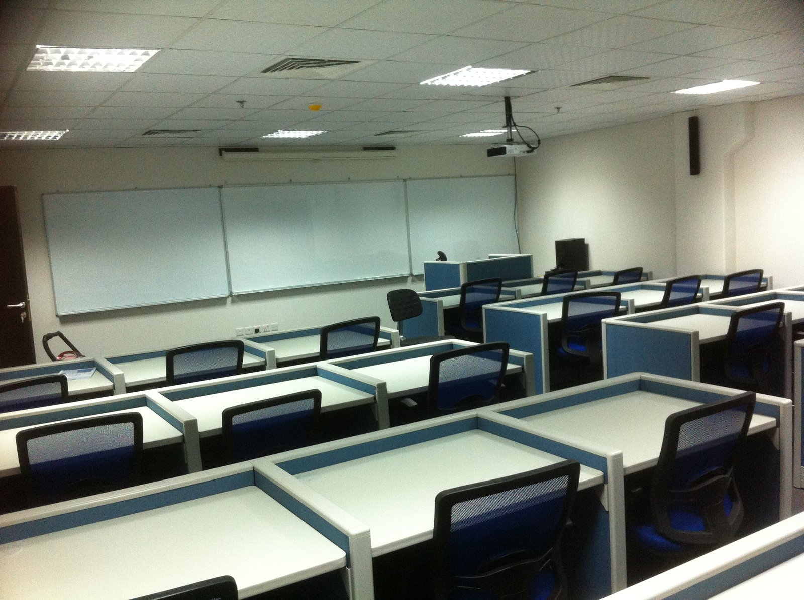 Intertek Training Centre & Office project photo 8